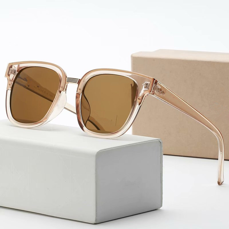 Women's Sunglasses club M1U latest fashion brand glasses men's half frame integrated classic high quality UV400 side protection co, White;black
Women's Sunglasses club M1U latest fashion brand glasses men's half frame integrated classic high quality UV400 side protection co, White;black