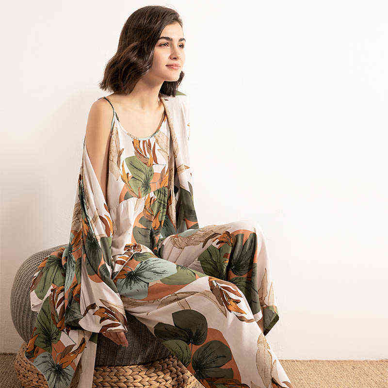 Cotton Viscose Ladies Three-piece Pajamas Set Women Spring and Autumn Comfortable Soft Home Suit Robes with Pants Pajamas Set 211109