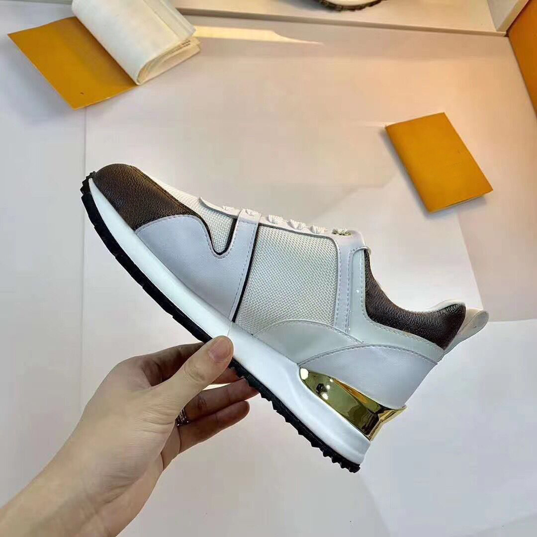 platform men gym Casual shoes women Travel leather lace-up sneaker Trainers 100% cowhide fashion Letters Thick bottom woman shoe Flat lady sneakers Large size 40-42-45, Colour 16
platform men gym Casual shoes women Travel leather lace-up sneaker Trainers 100% cowhide fashion Letters Thick bottom woman shoe Flat lady sneakers Large size 40-42-45, Colour 16