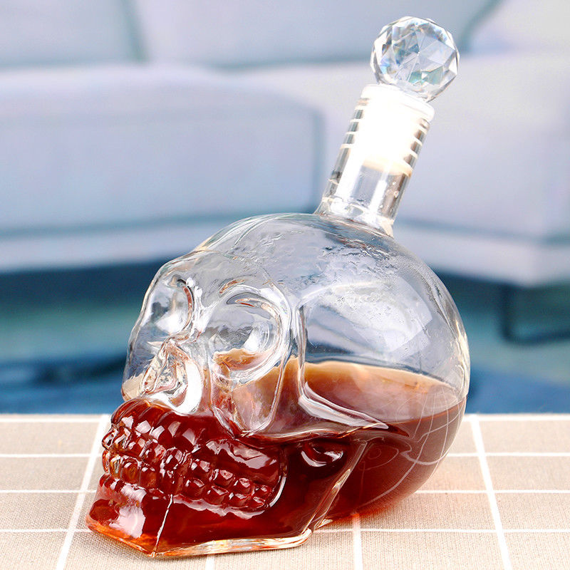 Wine Glasses Halloween Crystal Skull Head Bottle Whiskey Vodka Decanter Whisky Beer Glass Spirits Cup Water Bar Home 210421
Wine Glasses Halloween Crystal Skull Head Bottle Whiskey Vodka Decanter Whisky Beer Glass Spirits Cup Water Bar Home 210421