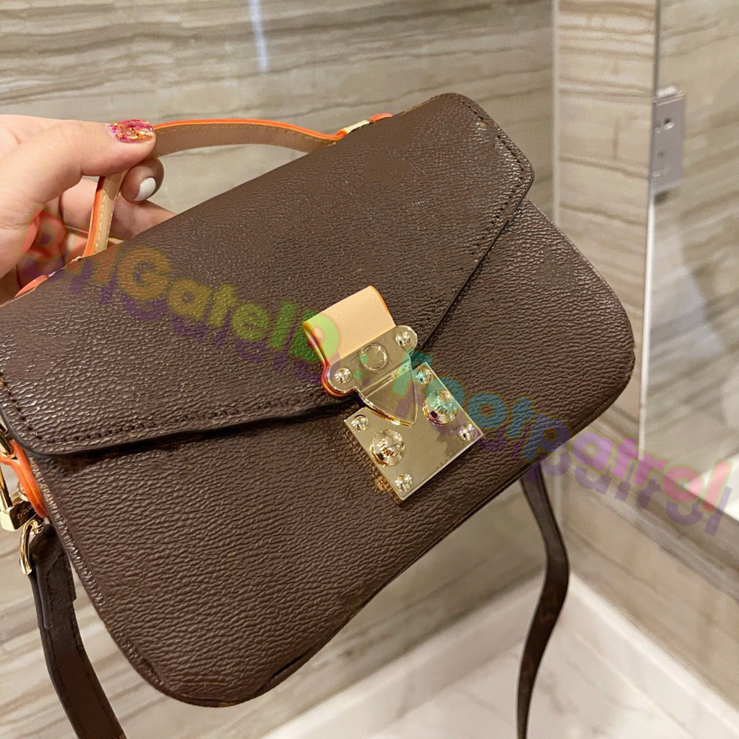 Designers Luxury Bags For Womens Louiseity 1 Viutonity Handbags LVS Crossbody Shoulder The Tote Bag multicolour Capacity Versatile 7A High Quality wallet 7DIP, No bags
Designers Luxury Bags For Womens Louiseity 1 Viutonity Handbags LVS Crossbody Shoulder The Tote Bag multicolour Capacity Versatile 7A High Quality wallet 7DIP, No bags