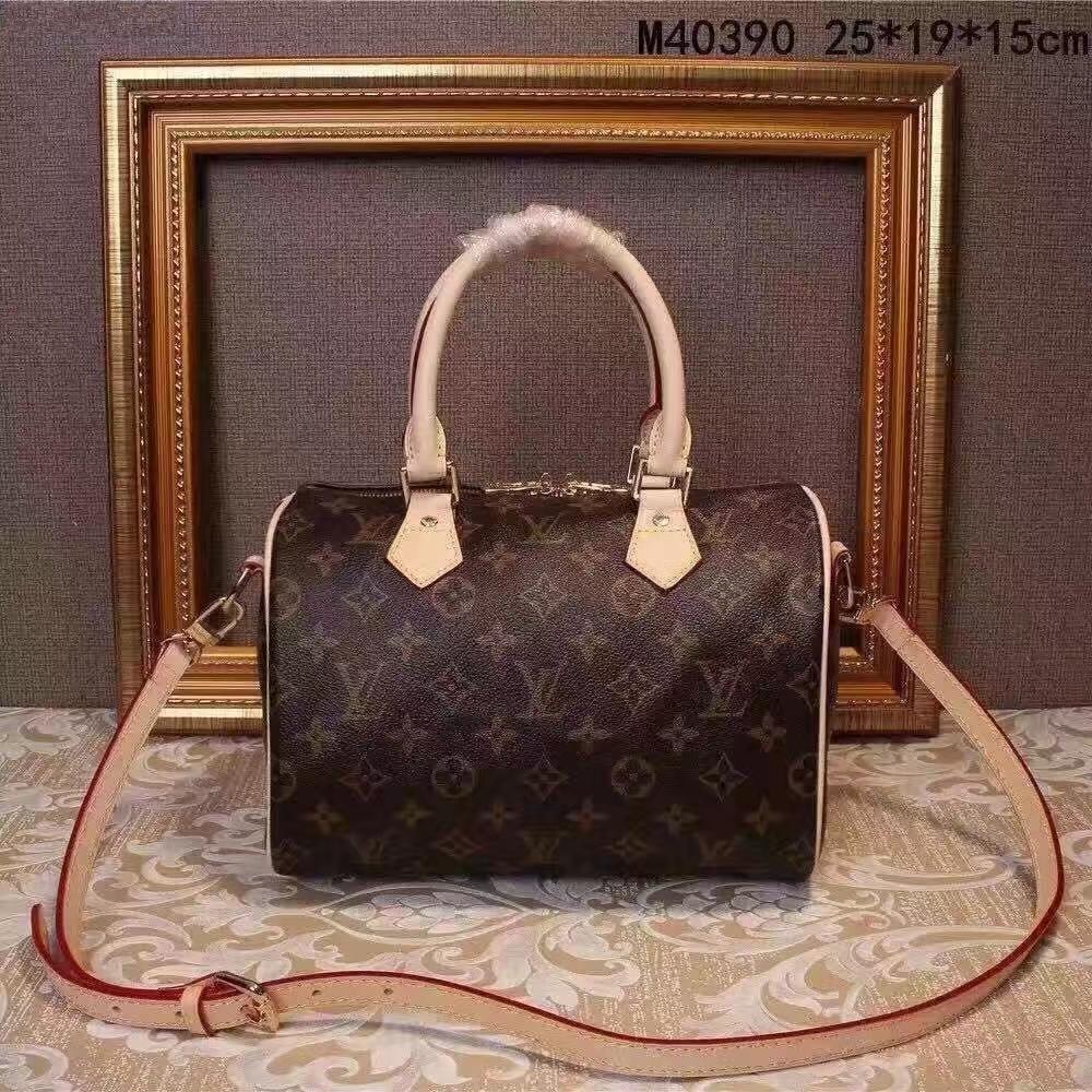 LV LOUIS BAG VITTON Speed M40391 Womens Fashion luxurys designers bags Shoulder Totes purse handbags crossbody backpack s
LV LOUIS BAG VITTON Speed M40391 Womens Fashion luxurys designers bags Shoulder Totes purse handbags crossbody backpack s