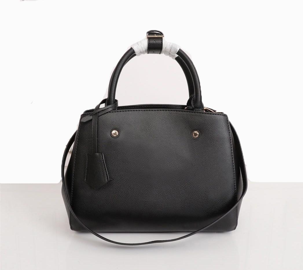 2021 Fashion Designers Women Handbags Luxurys Lady Crossbody Bags High Quality Leather Shoulder Bag Classic Flowers Messenger Purses Chains Plaid Totes M41046, Embossed flowers
2021 Fashion Designers Women Handbags Luxurys Lady Crossbody Bags High Quality Leather Shoulder Bag Classic Flowers Messenger Purses Chains Plaid Totes M41046, Embossed flowers
