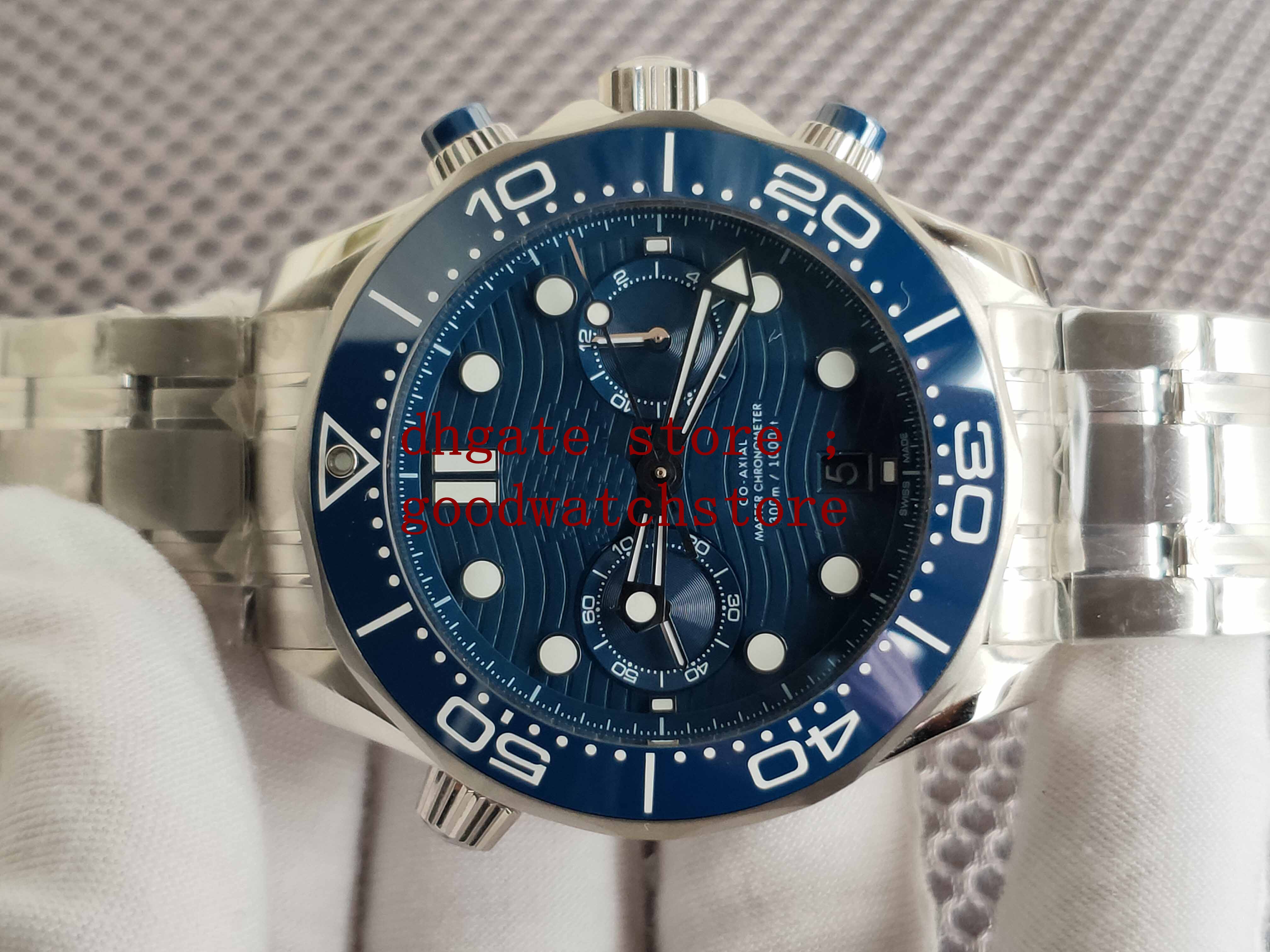OMF Factory Mens Wavy Textured Wristwatches Luxury ETA Calibre 9900 44mm High Grade blue Ceramic Bezel Diver 300m Chronograph Automatic Steel 904L Wristwatch
OMF Factory Mens Wavy Textured Wristwatches Luxury ETA Calibre 9900 44mm High Grade blue Ceramic Bezel Diver 300m Chronograph Automatic Steel 904L Wristwatch