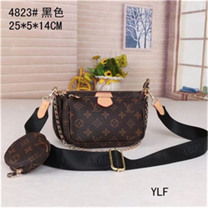 LV Louis Bag Vitton Women Luxurys Designers Crossbody Bags Leather Womens Shoulder Shopping Tote Pruse Tassel Handbag
LV Louis Bag Vitton Women Luxurys Designers Crossbody Bags Leather Womens Shoulder Shopping Tote Pruse Tassel Handbag