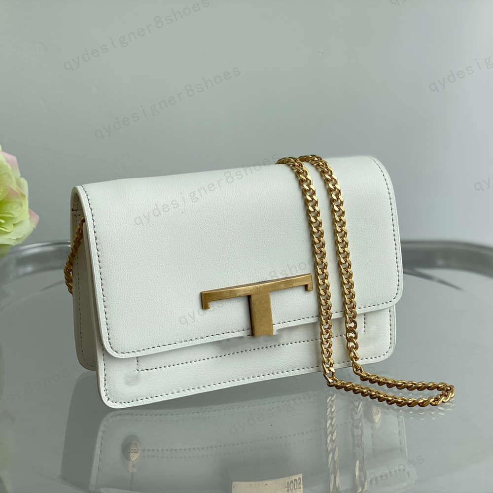 Designer women's Tod metal chain six-color multifunctional waist bag shoulder messenger bag size 18*12*5cm
Designer women's Tod metal chain six-color multifunctional waist bag shoulder messenger bag size 18*12*5cm