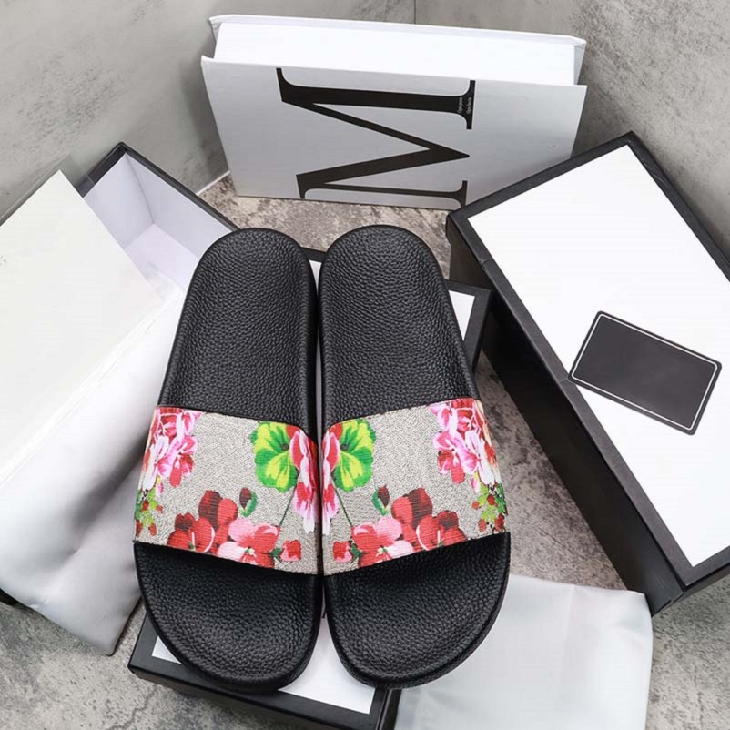 2022 Designer sandal Slippers Men Woman slider Vermillion Mineral Blue Onyx Pure Sandals Slide Slipper Ochre RUNR Bone Resin Clog Desert Ararat runr slides shoe 36-47, #38
2022 Designer sandal Slippers Men Woman slider Vermillion Mineral Blue Onyx Pure Sandals Slide Slipper Ochre RUNR Bone Resin Clog Desert Ararat runr slides shoe 36-47, #38