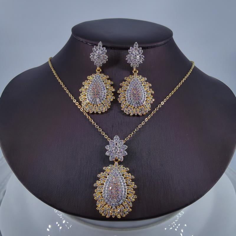Earrings & Necklace 2021 Fashion Retro Flowers CZ Zircon Golden Set Wedding Party Banquet Dressing Jewelry, Silver
Earrings & Necklace 2021 Fashion Retro Flowers CZ Zircon Golden Set Wedding Party Banquet Dressing Jewelry, Silver