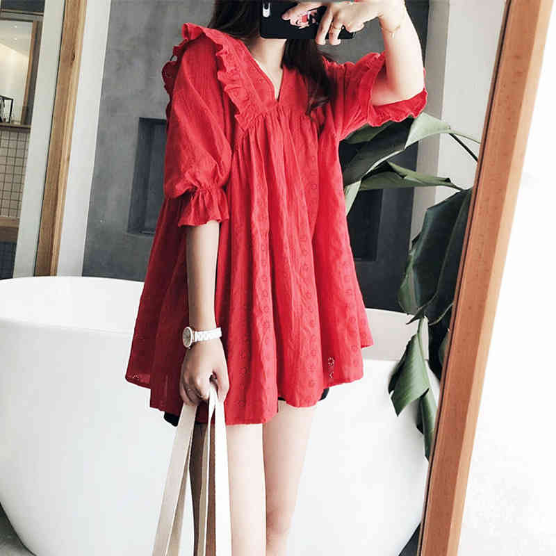 Arrival Preppy Style Women Loose V-neck Shirt Embroidery Hollow Out Blouses all-matched Casual Ladies Tops Plus Size D402 210512