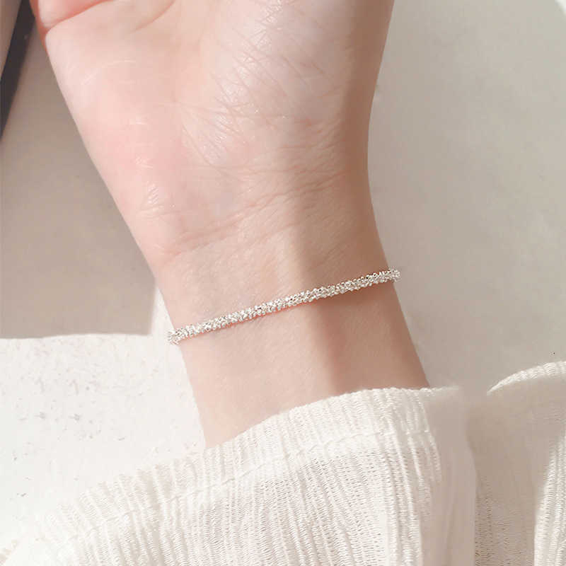 925 Sterling Sier Star Bracelet Female Korean Version Simple Student Fort Department Cold Wind Niche Dign Personalized Friend, Golden;silver 
925 Sterling Sier Star Bracelet Female Korean Version Simple Student Fort Department Cold Wind Niche Dign Personalized Friend, Golden;silver