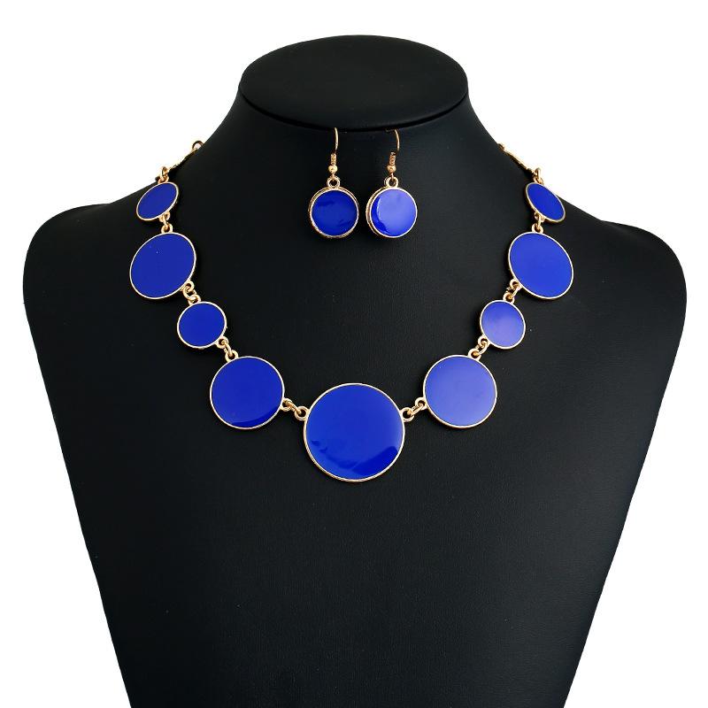 Pendant Necklaces A String Of Royal Blue Black Discs Brand Boho Ethnic Collar Choker Necklace Vintage Gypsy Maxi Statement Women Jewelry
Pendant Necklaces A String Of Royal Blue Black Discs Brand Boho Ethnic Collar Choker Necklace Vintage Gypsy Maxi Statement Women Jewelry