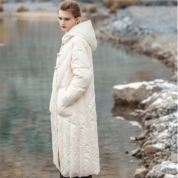Cow horn button white down jacket women exploded over the knee long coat windproof, Picture color
Cow horn button white down jacket women exploded over the knee long coat windproof, Picture color