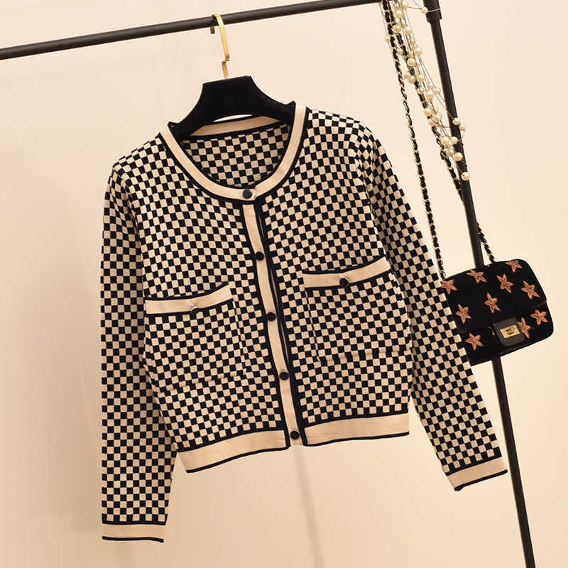 Autumn Suit Outfits for Women 2 Piece Set O-Neck Plaid Cardigan Wide Leg Pants Fashion Knitted Two Piece Set Ropa Mujer 211007