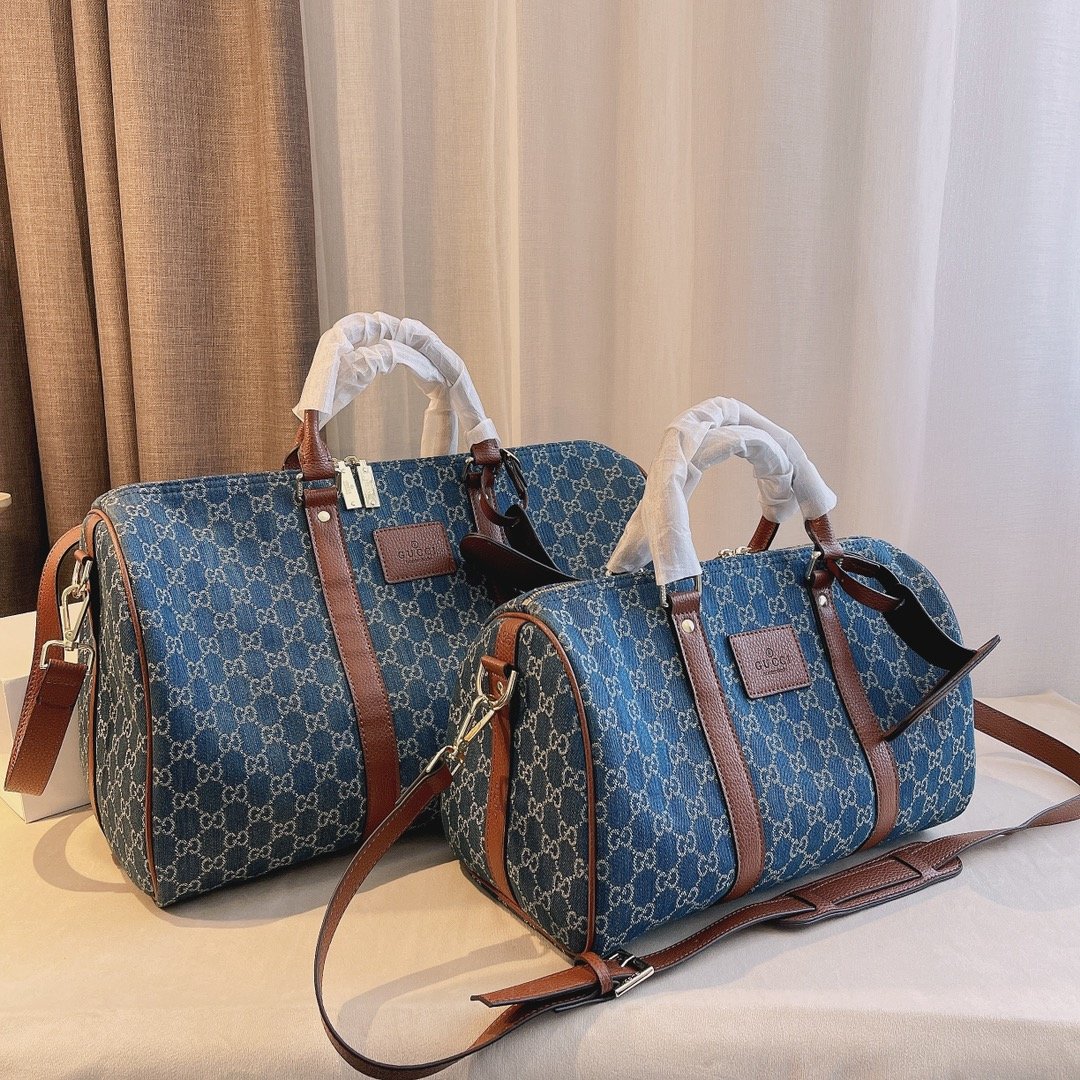 Guuci Luxury Designer top quality Shoulder Bag tote Genuine Leather Duffel nylon Ophidia Women's men Crossbody Bags handbags Wallet Ori
Guuci Luxury Designer top quality Shoulder Bag tote Genuine Leather Duffel nylon Ophidia Women's men Crossbody Bags handbags Wallet Ori