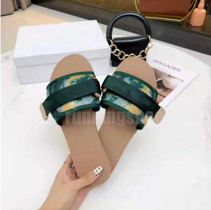 Women luxurys sandals Slippers fashion Summer Girls Beach womens sandal Slides Flip Flops Loafers Sexy Embroidered shoes large 2022, Color 2
Women luxurys sandals Slippers fashion Summer Girls Beach womens sandal Slides Flip Flops Loafers Sexy Embroidered shoes large 2022, Color 2