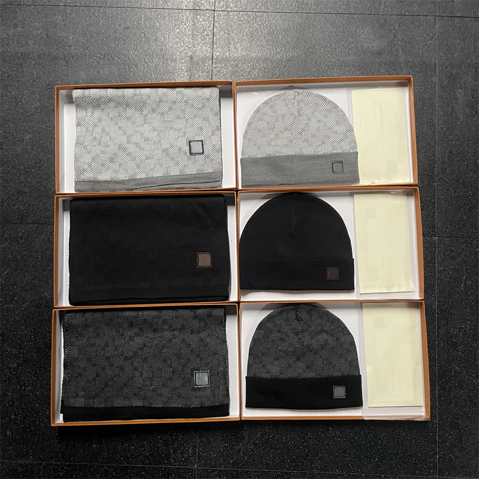 design letter embroidery scarf hat men and women wool scarf beanie Hats Scarves Sets with box
design letter embroidery scarf hat men and women wool scarf beanie Hats Scarves Sets with box