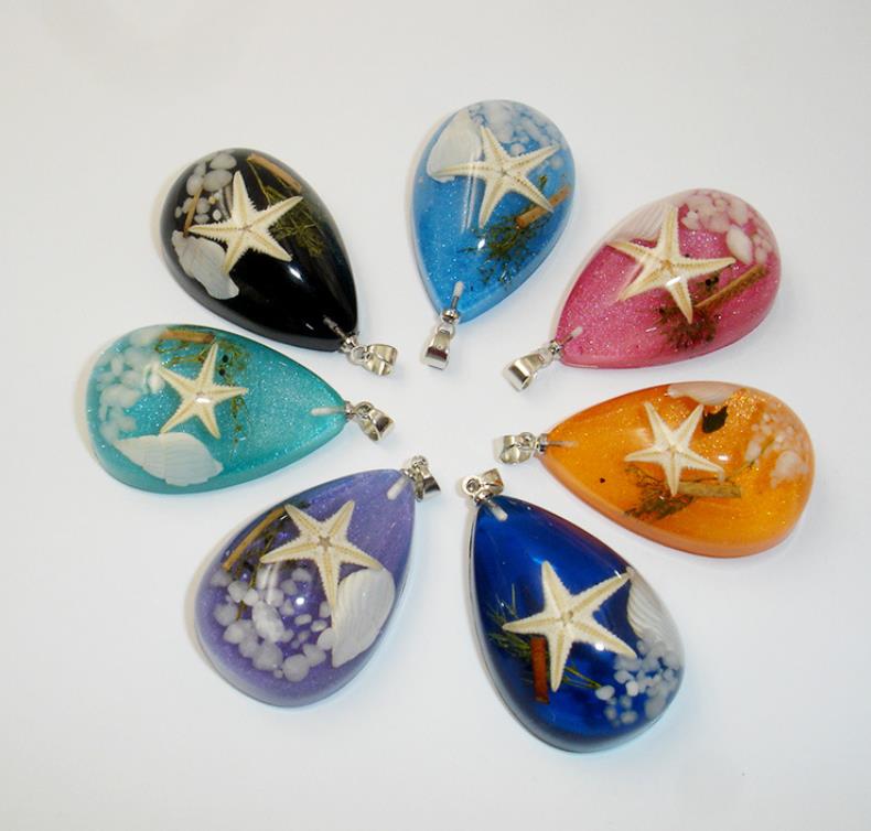 Natural Starfish Shell Amber Pendant Necklace Jewelry Glow in the Dark Long Chain Necklace Hawaii Travel Beach Gift Resin