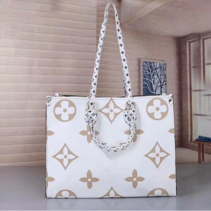 2022 Luxurys Designers Bags Womens Handbags Purse Flower Tote Bag Ladies Casual Tote PVC Leather Shoulder Bags Female Big Purse Handbag, 15
2022 Luxurys Designers Bags Womens Handbags Purse Flower Tote Bag Ladies Casual Tote PVC Leather Shoulder Bags Female Big Purse Handbag, 15