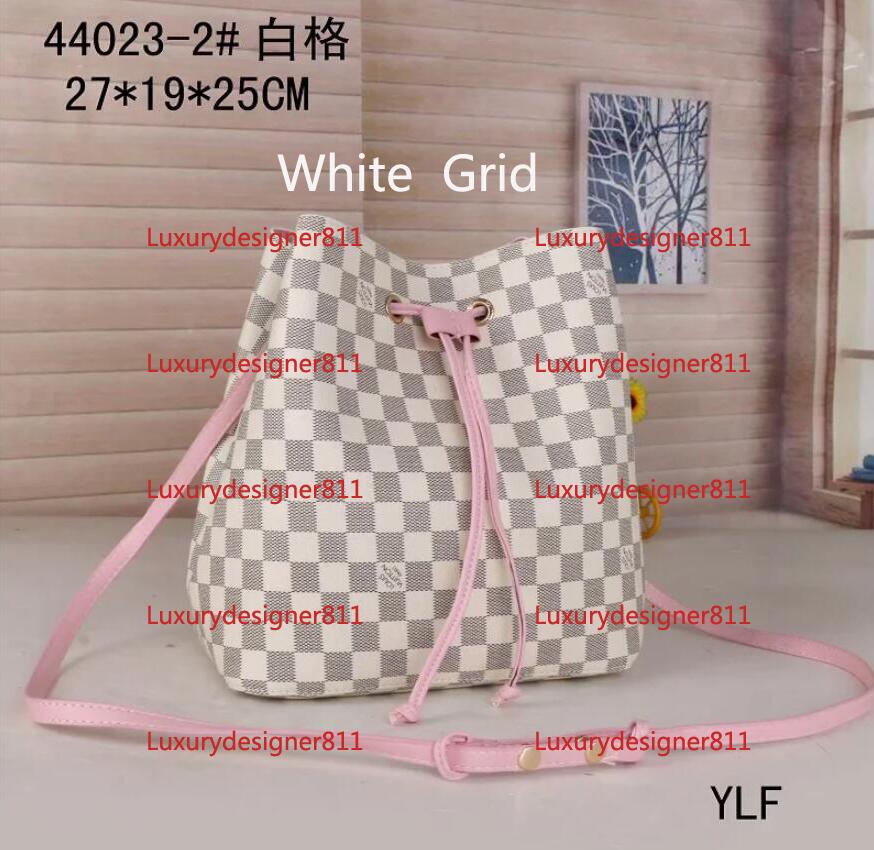 louiseity viutonity VUTTONS Evening Bags Multicolored shoulder straps Shoulde bags Luxurys women chain strap Crossbody Purses Messeng Designer wallet, Supplementary shipping
louiseity viutonity VUTTONS Evening Bags Multicolored shoulder straps Shoulde bags Luxurys women chain strap Crossbody Purses Messeng Designer wallet, Supplementary shipping