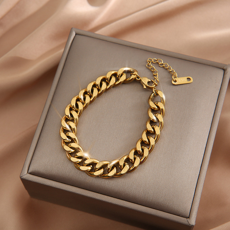 Stainless Steel Chain Bracelet Designer Men and Women 18K Gold-plated Cuban Chains Titanium Steel Bracelets Hip-hop Jewelry
Stainless Steel Chain Bracelet Designer Men and Women 18K Gold-plated Cuban Chains Titanium Steel Bracelets Hip-hop Jewelry