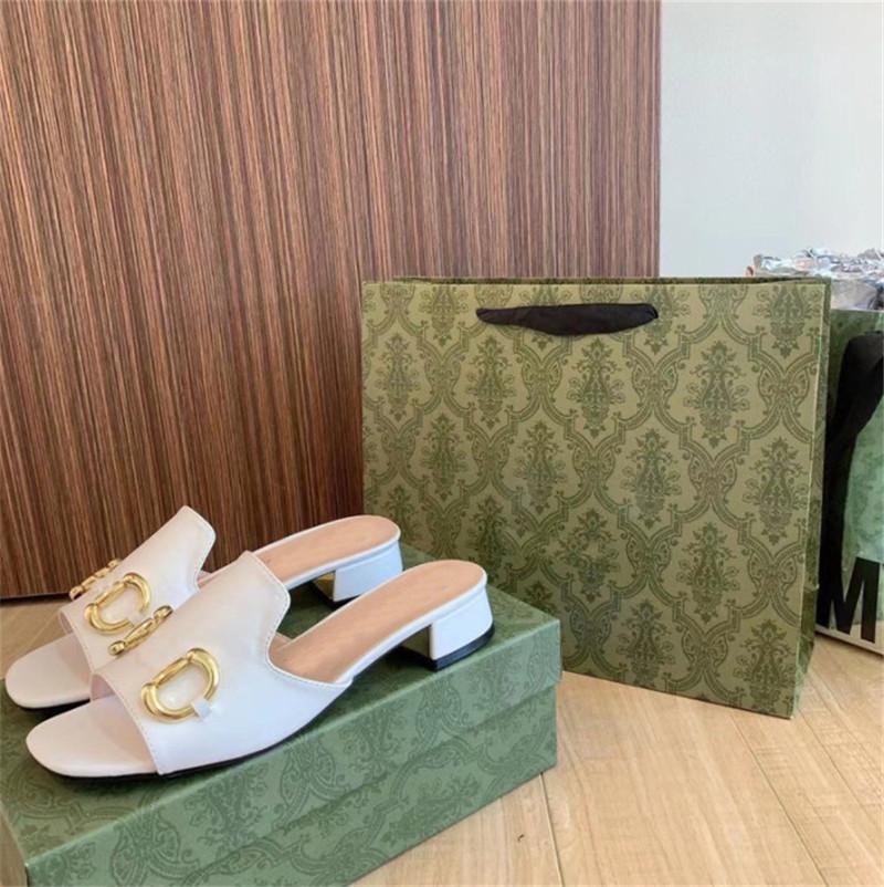 2022 designer slides Women flip flops Leather Women sandal with Double Metal flat heels 35-41, Pink
2022 designer slides Women flip flops Leather Women sandal with Double Metal flat heels 35-41, Pink
