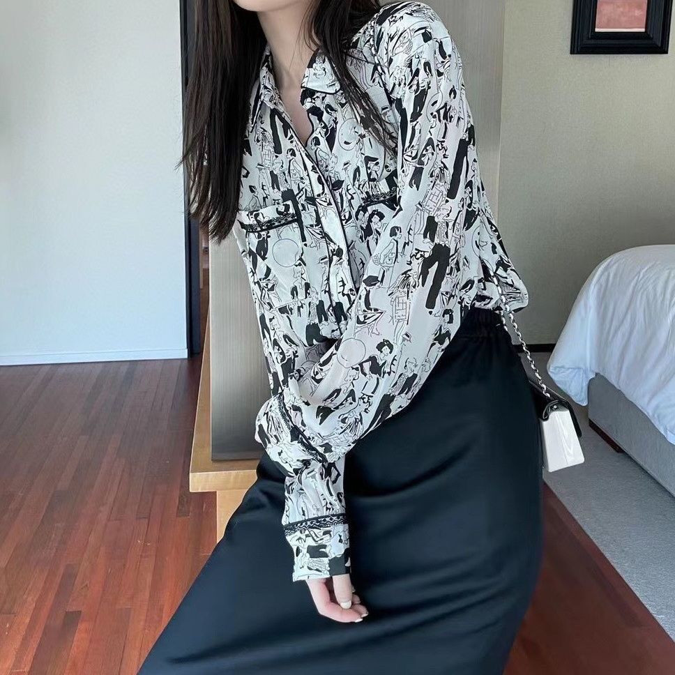 2022 summer brands Women Shirts White Plain Loose Oversized Blouses Female Tops BF Korean Style Luxury designer t shirts Blusas Pockets top Long sleeve
2022 summer brands Women Shirts White Plain Loose Oversized Blouses Female Tops BF Korean Style Luxury designer t shirts Blusas Pockets top Long sleeve