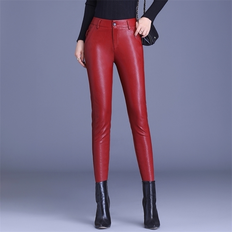 Winter Pu Leather Pants Leggings Button High Waist Pants For Women High Quality Casual Pockets Streetwear Trousers 5XL 201228, Black velvet
Winter Pu Leather Pants Leggings Button High Waist Pants For Women High Quality Casual Pockets Streetwear Trousers 5XL 201228, Black velvet
