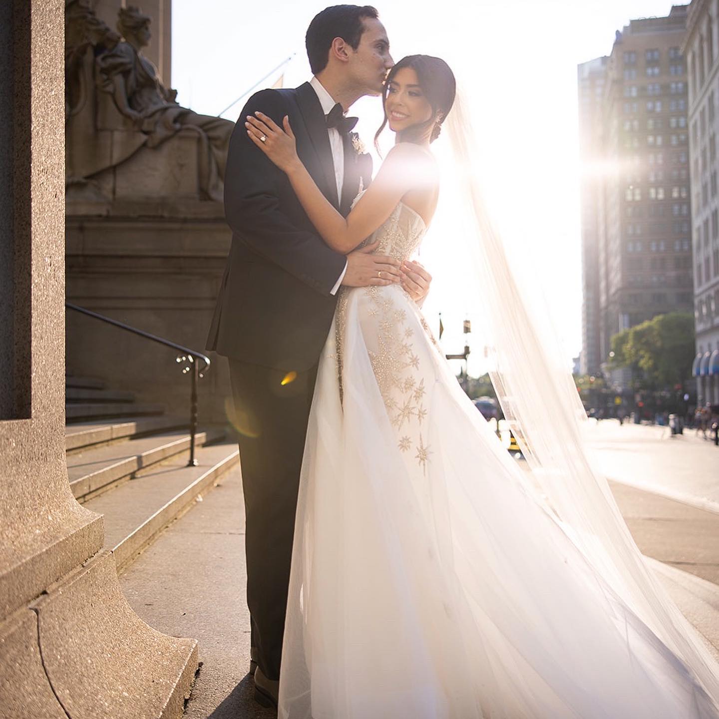 Beaded Wedding Dresses Sweetheart Neckline Bridal Gowns Appliqued Tulle Vestido De Novia