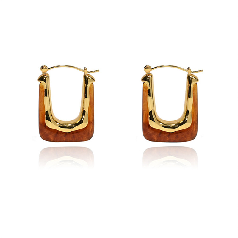 French INS U-Shaped Metal Resin Earrings Stud Female Niche Design High-End Fashion Temperament Party All-Match Jewelry Gift
French INS U-Shaped Metal Resin Earrings Stud Female Niche Design High-End Fashion Temperament Party All-Match Jewelry Gift