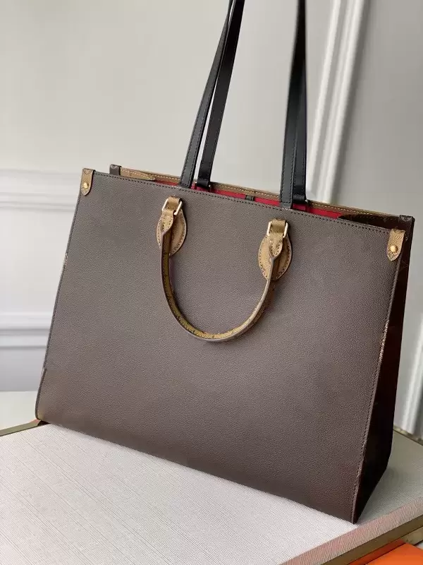 Womens Shoulder Bags Fashion Leather totes Designers Handbags Bag Purse Flower Cross Body Ladies Casual Tote Female HandBag, Very good
Womens Shoulder Bags Fashion Leather totes Designers Handbags Bag Purse Flower Cross Body Ladies Casual Tote Female HandBag, Very good