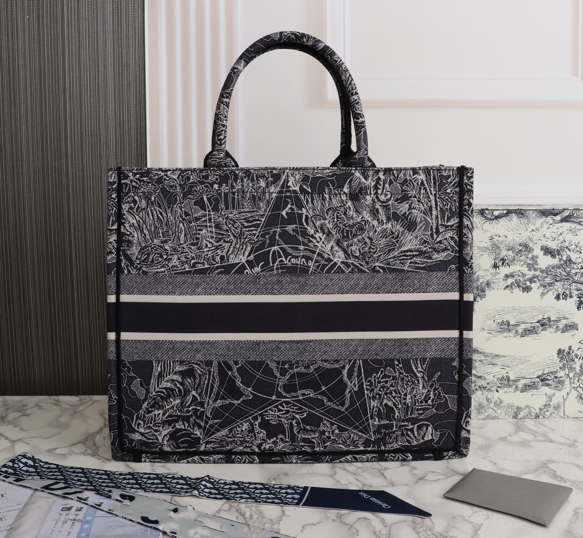 Tote Bag Handbag Designer Bag oversize Three-dimensional embroidery tiger purse luxury women handbags checker plaid flower Evening Party Shopping, #10
Tote Bag Handbag Designer Bag oversize Three-dimensional embroidery tiger purse luxury women handbags checker plaid flower Evening Party Shopping, #10