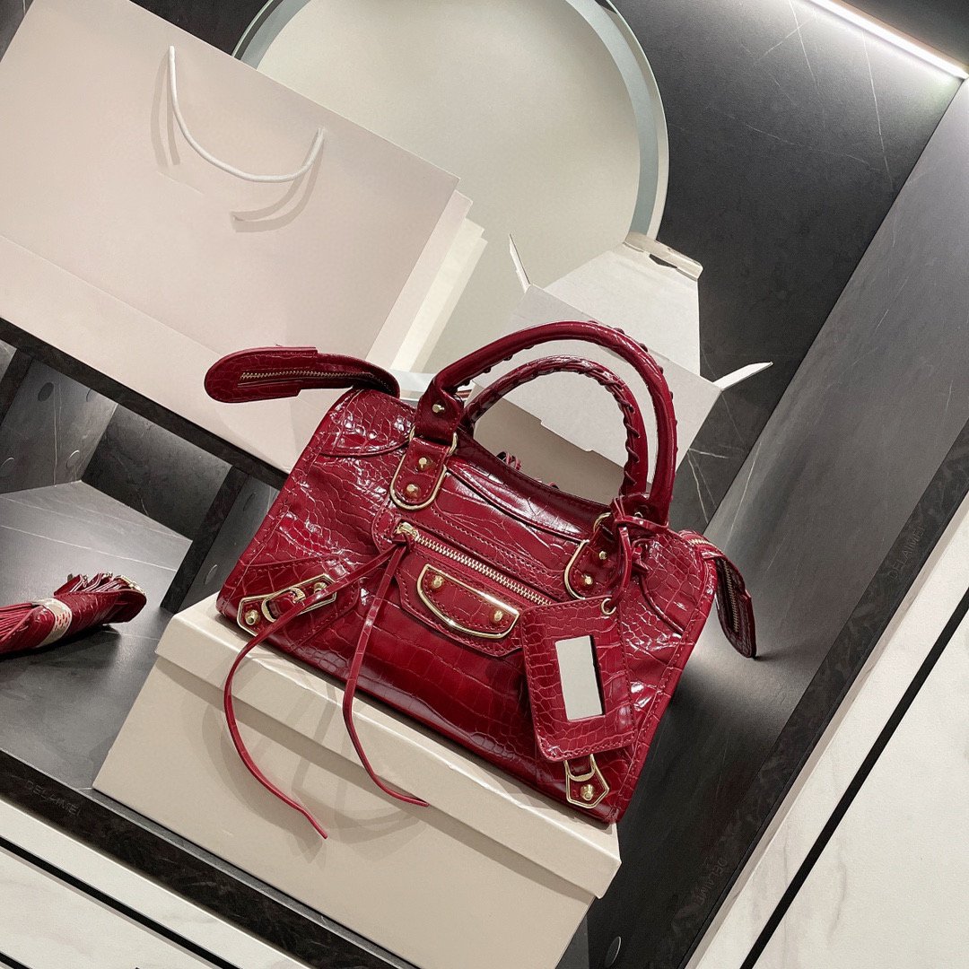 NEO CLASSIC zipper Handbag Designers Wallet Shoulder Crossbody Bag Purse Tote Mini Plain Alligator Crocodile One Handle Clutch Bags Women Luxury Handbag Backpack, 0.01
NEO CLASSIC zipper Handbag Designers Wallet Shoulder Crossbody Bag Purse Tote Mini Plain Alligator Crocodile One Handle Clutch Bags Women Luxury Handbag Backpack, 0.01