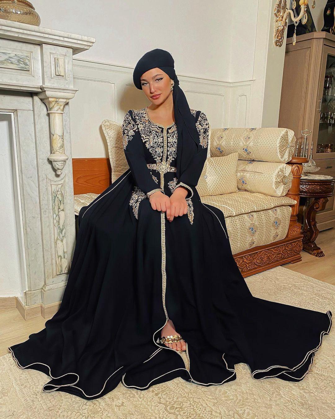 Black Applique Long Sleeves Moroccan Caftan Evening Dresses Party Solid Color Modern arabic Dubai Formal Prom Gowns Plus Size