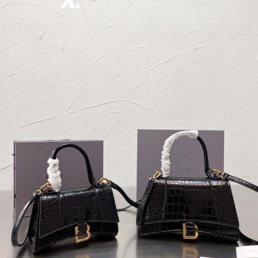 2022 Hot Lady Tote Shopping Bags Fashion Handbags Women Shoulder Cross Body Half Moon Luxury Genuine Leather Classic Retro Purse Wallets Handle Square, Yellow
2022 Hot Lady Tote Shopping Bags Fashion Handbags Women Shoulder Cross Body Half Moon Luxury Genuine Leather Classic Retro Purse Wallets Handle Square, Yellow