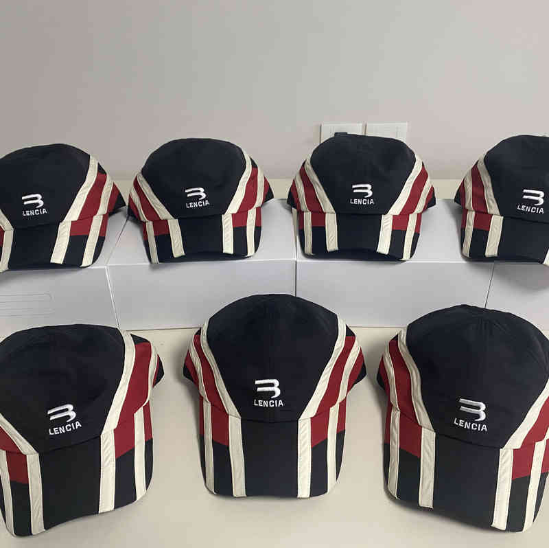 Designer Ball Caps 2022 22 spring and summer new English letter embroidery B home stitching Baseball Cap Black red trend duck tongue cap
Designer Ball Caps 2022 22 spring and summer new English letter embroidery B home stitching Baseball Cap Black red trend duck tongue cap