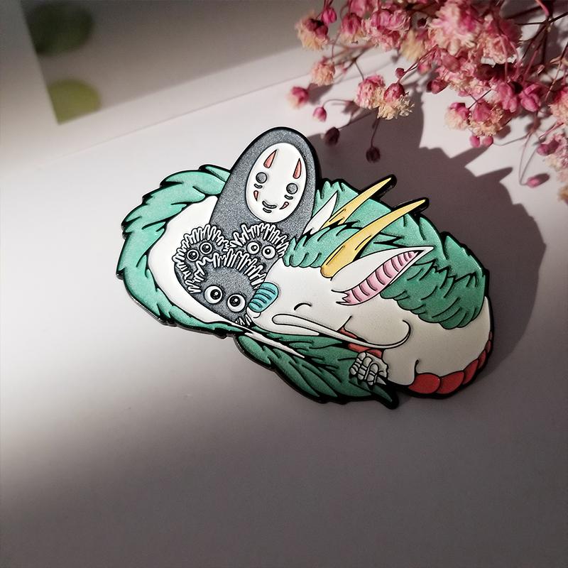 Pins Brooches No Face Man White Dragon Cartoon Animals Enamel Kawaii Brooch Anime Fan Collection Fluorescence Badge Unique Jewelry GiftsPins
Pins Brooches No Face Man White Dragon Cartoon Animals Enamel Kawaii Brooch Anime Fan Collection Fluorescence Badge Unique Jewelry GiftsPins