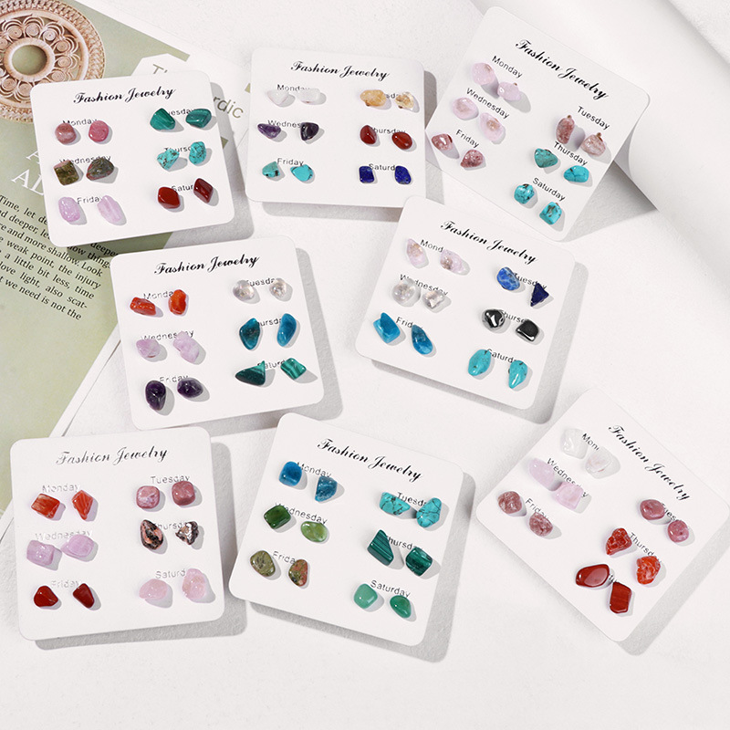 Women's Earrings Irregular Mini Natural Chip Stone Stud Earrings For Women Girl Week Theme Wedding Fashion Jewelry