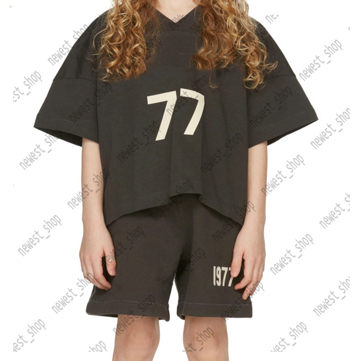 designer kids boys girls oversize loose usa t shirt t-shirt tee tops classic 77 letter print streetwear children Clothing short sleeve V neck cotton casual tshirt, Black
designer kids boys girls oversize loose usa t shirt t-shirt tee tops classic 77 letter print streetwear children Clothing short sleeve V neck cotton casual tshirt, Black