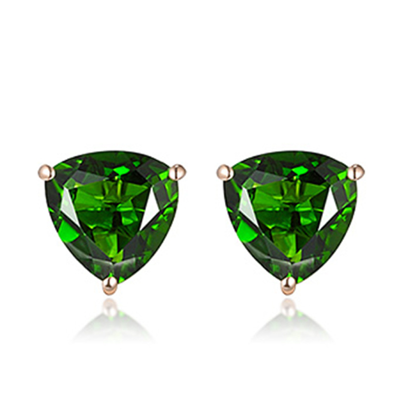 Triangular emerald and zircon stud earrings set with colored gemstones fat triangle love-shaped earrings simple fashion jewelry
Triangular emerald and zircon stud earrings set with colored gemstones fat triangle love-shaped earrings simple fashion jewelry