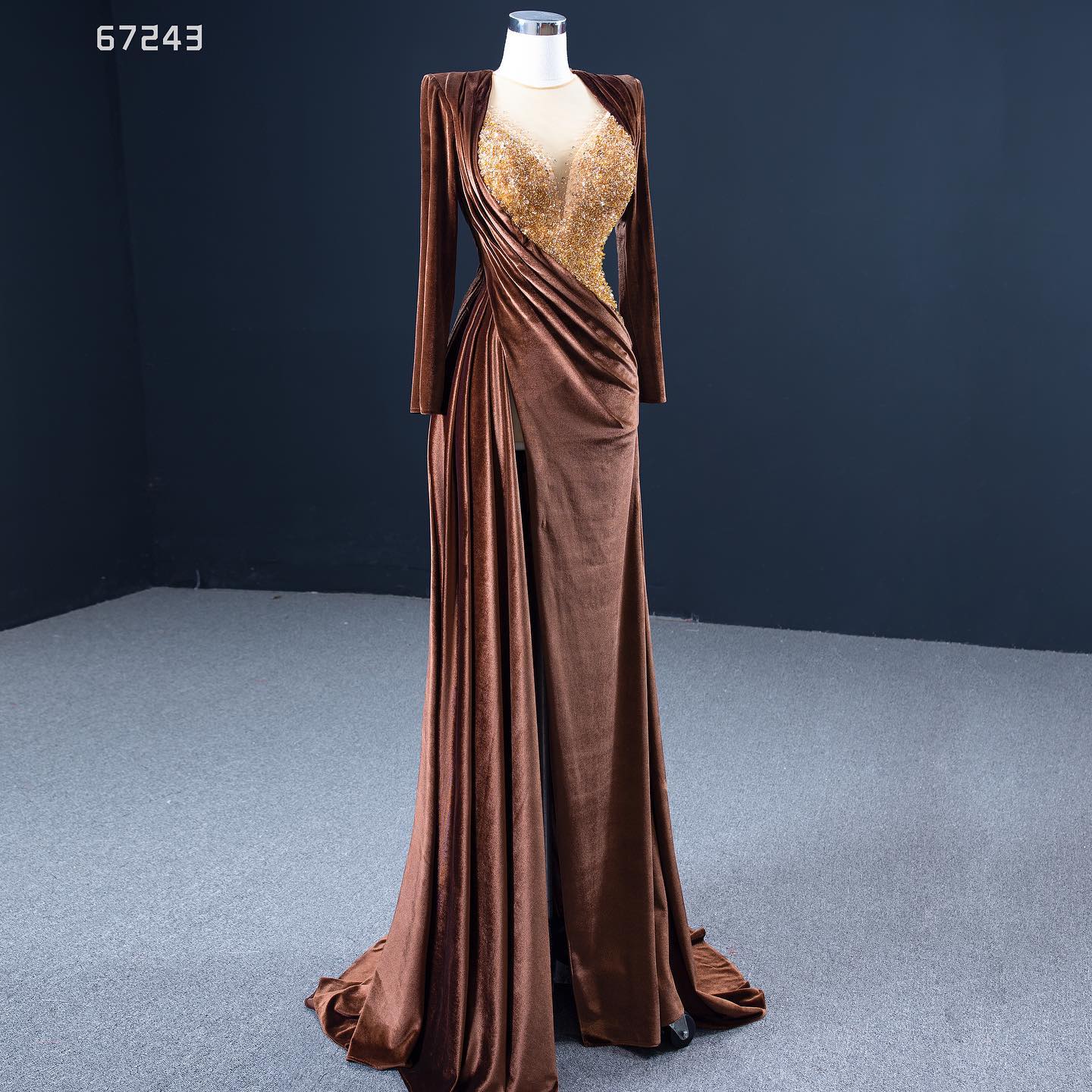 Long Sleeves Velvet Formal brown Evening Dresses 2022 sheer o neck corset Couture Mermaid prom Party Gowns Arabic Beading