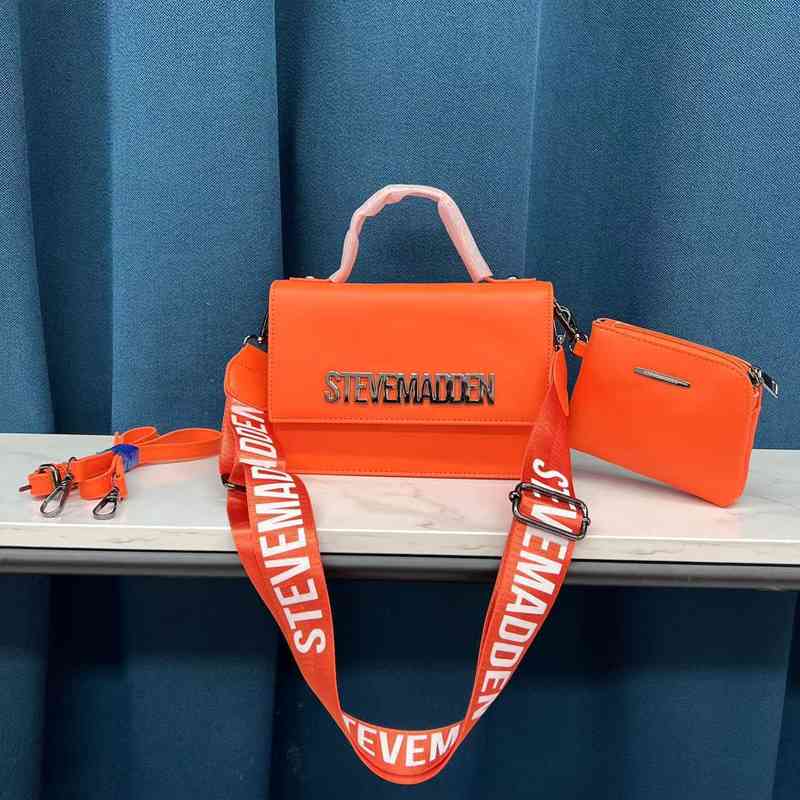 Direct Sales of New Luxury Brand Bags Wholesale Women's 2022 Trend Fashion Messenger Design Versatile One Shoulder Handbag, White
Direct Sales of New Luxury Brand Bags Wholesale Women's 2022 Trend Fashion Messenger Design Versatile One Shoulder Handbag, White