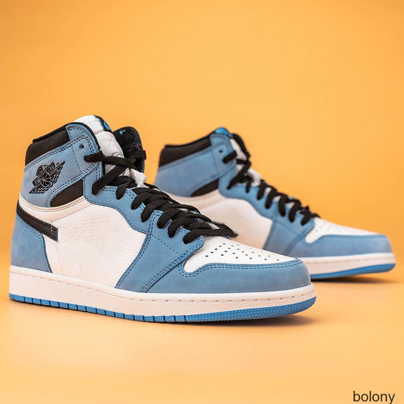 New Unveils 1 Mid University Blue Basketball Shoes Metallic Gold Volt Gold Particle Beige Designer Dutch Green Fashion 1s Trainers Sneakers
New Unveils 1 Mid University Blue Basketball Shoes Metallic Gold Volt Gold Particle Beige Designer Dutch Green Fashion 1s Trainers Sneakers