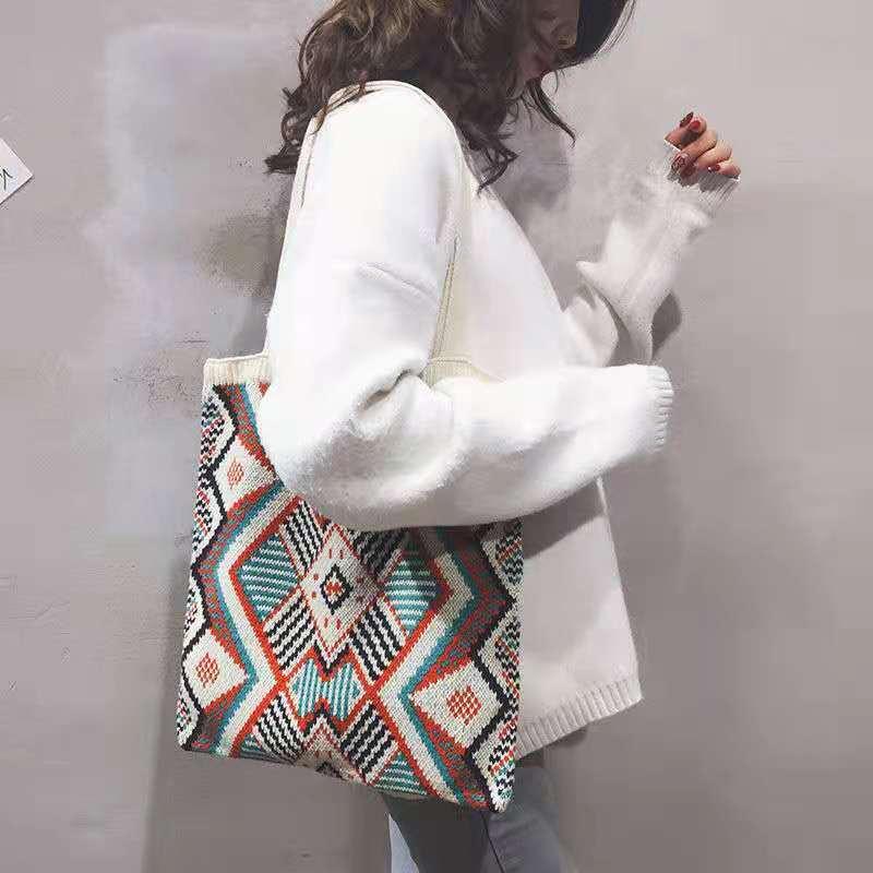 Evening Bags Houlder Bag Women's Manual Knitting Of Wool Tote Fashion Women Messenger Large Capacity Duffel BagEvening EveningEvening, Beige
Evening Bags Houlder Bag Women's Manual Knitting Of Wool Tote Fashion Women Messenger Large Capacity Duffel BagEvening EveningEvening, Beige
