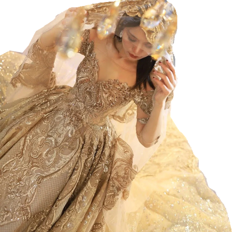 2022 Dubai Luxurious Golden Wedding Dress Princess Fairy Tale Bridal Ball Gown Long Royal Train Illusion Neck Vintage Glitter Sequins Bride Dresses Cu