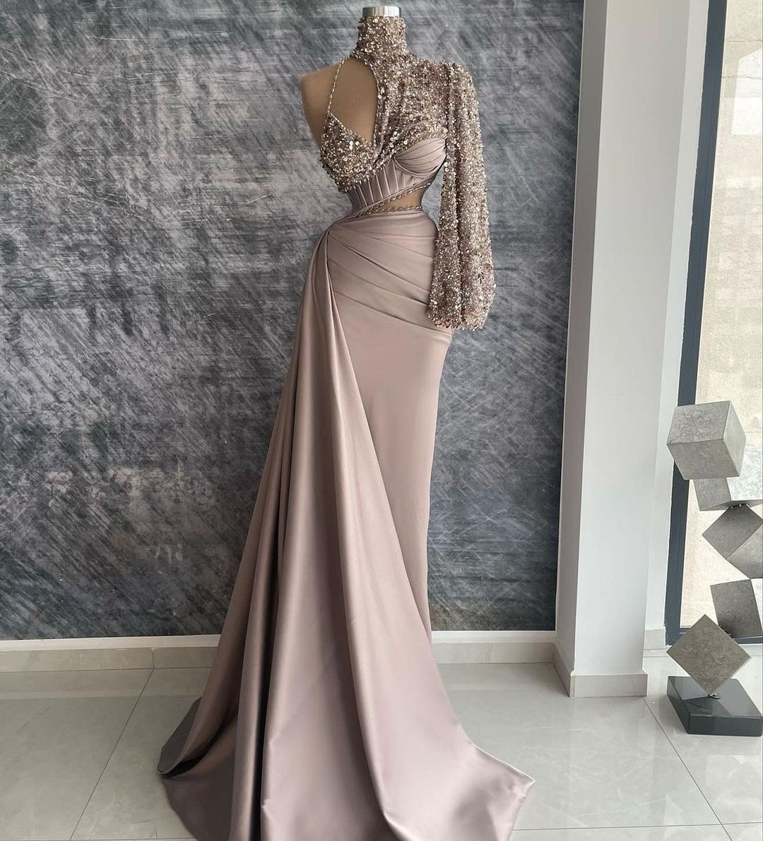 Sexy Prom Dresses Sequins Beads High Neck One Shoulder Custom Made Formal Dubai Evening Dress Sweep Plus Size Special Occasion Vestido De Noite