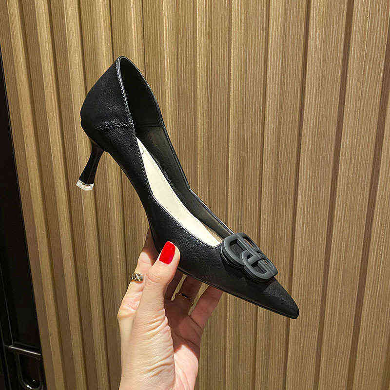 A618-8 French Girls' Black High Heels Women's 2022 Autumn Fashion Thin Heel Sexy Single Shoes
A618-8 French Girls' Black High Heels Women's 2022 Autumn Fashion Thin Heel Sexy Single Shoes