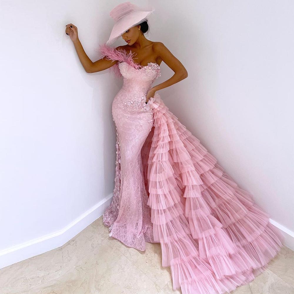 Ostrich feather Pink Mermaid Prom Dresses V Neck Strapless Lace Sleeveless Sexy Elegant With Detachable Train Sweep Train Evening Formal Dresses Girls