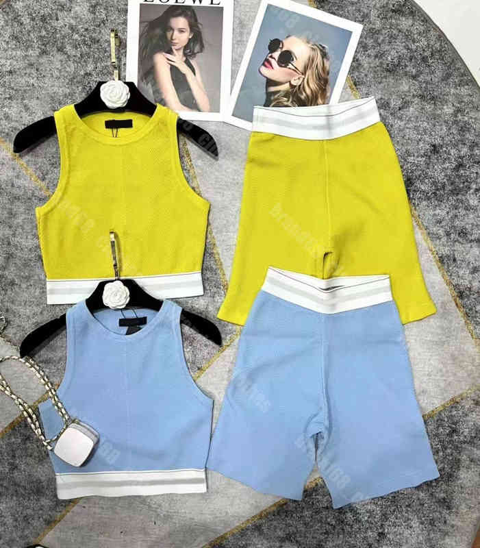 High Quality Women Yoga Knit 2 pic suit Casual Gym Pack Drags Running Tank Top vest Shorts Fitness slim Leggings female Clothing Sports Bras
High Quality Women Yoga Knit 2 pic suit Casual Gym Pack Drags Running Tank Top vest Shorts Fitness slim Leggings female Clothing Sports Bras