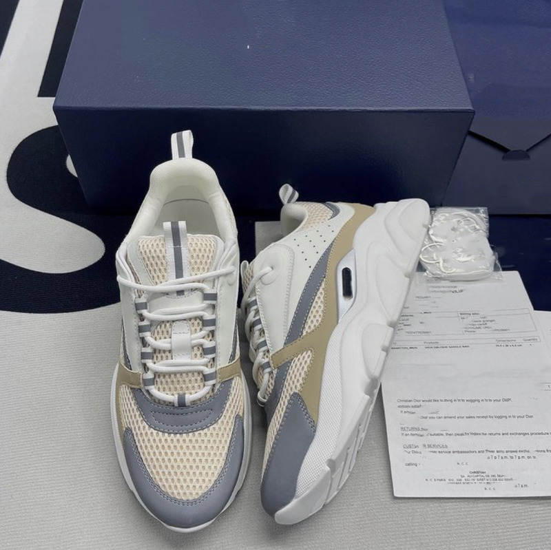 B22 Sneaker Men Shoes Vintage Sneakers Canvas And Calfskin Trainers Unisex Low Top Casual Shoes Platform Shoes With Box Big Size 35-46 NO70, Color 51
B22 Sneaker Men Shoes Vintage Sneakers Canvas And Calfskin Trainers Unisex Low Top Casual Shoes Platform Shoes With Box Big Size 35-46 NO70, Color 51