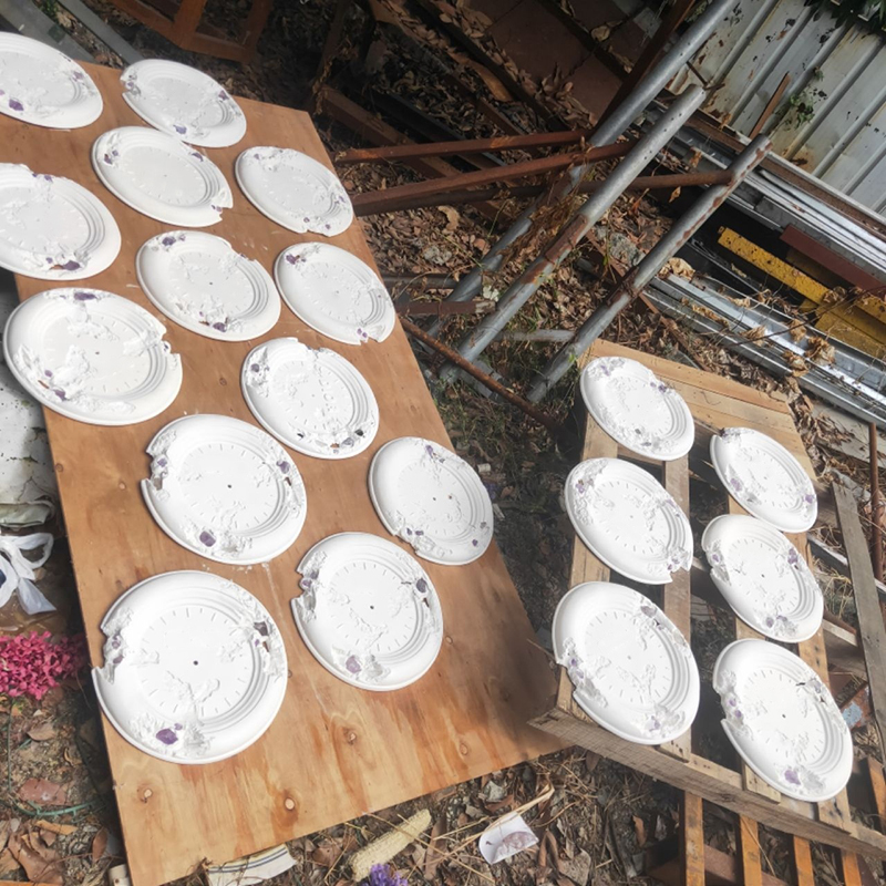 Home Furnishings Artistic Decorative Objects Future Relic Eroded Clock Figurines Hypebeast Plaster Wall Clock Corroded By Crystal Handicraft Supplier